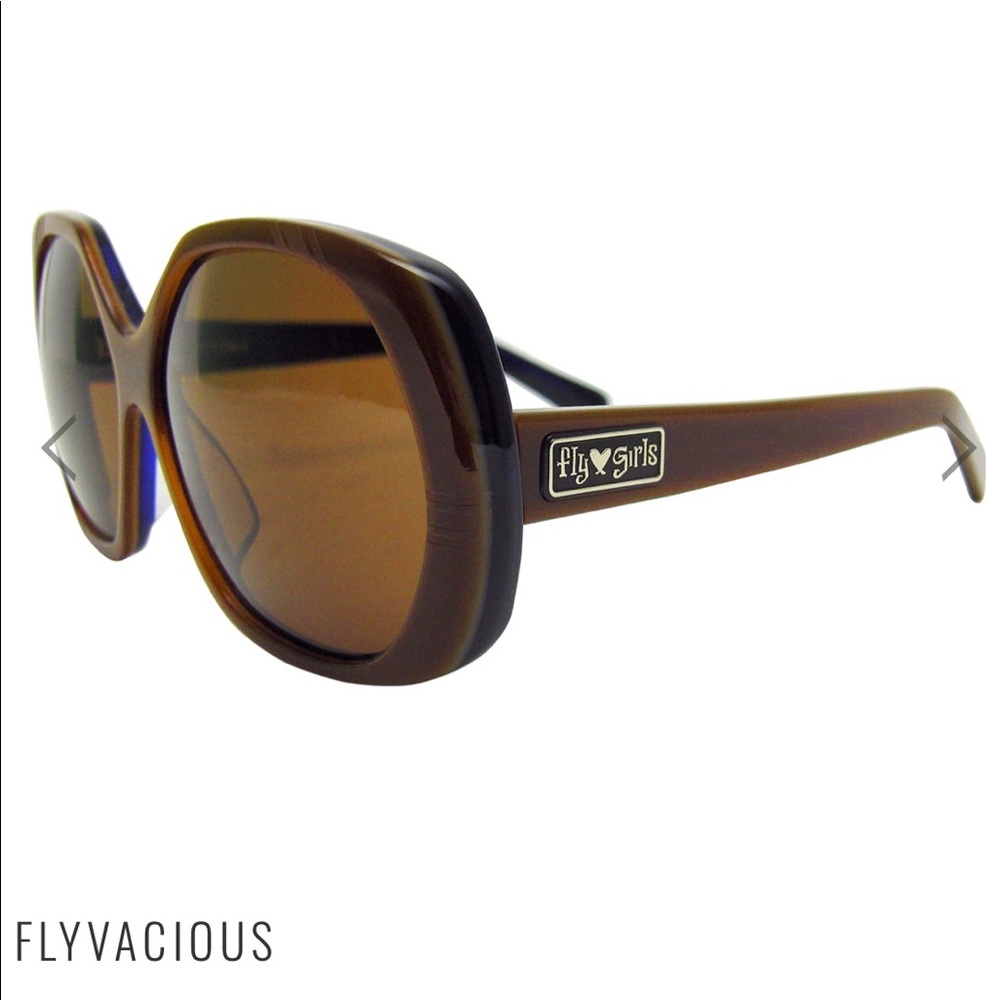 Retro Sunglasses FlyGirls ๐ค Sunnies ๐ฅ๐ฅ๐ฅ - Picture 15 of 17